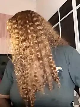 Tatiana_Gonza18 from StripChat