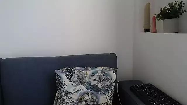 Try our streaming cams variety and talk on a personal level with our adorable girls streamers, showing off their bountiful shapes and dildos.