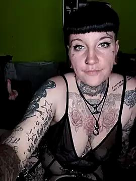 TatooShieldmaid94 from StripChat