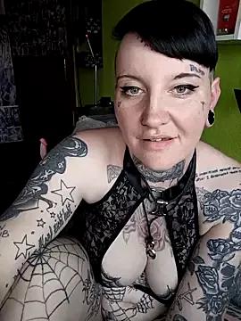 TatooShieldmaid94 from StripChat