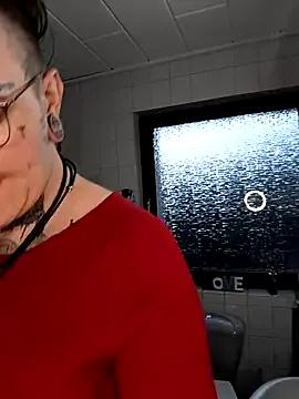 TatooShieldmaid94 from StripChat