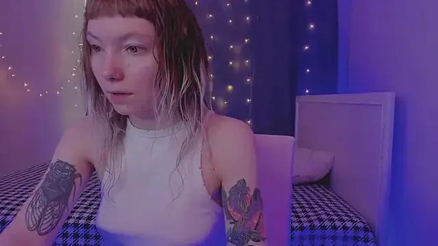 tattoo_art_baby from StripChat