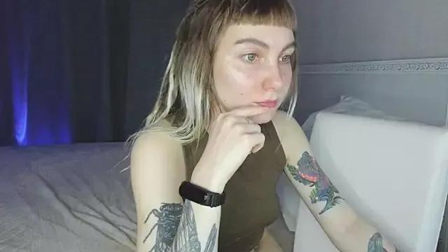 tattoo_art_baby from StripChat