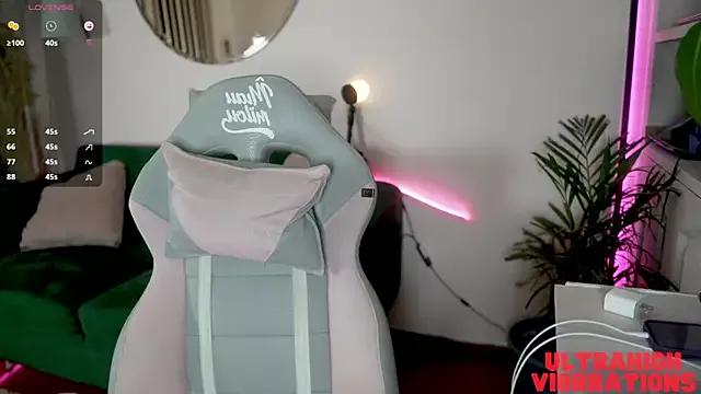 Try our streaming cams variety and talk on a personal level with our adorable girls streamers, showing off their bountiful shapes and dildos.