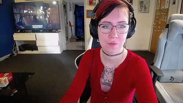 Try our streaming cams variety and talk on a personal level with our adorable girls streamers, showing off their bountiful shapes and dildos.