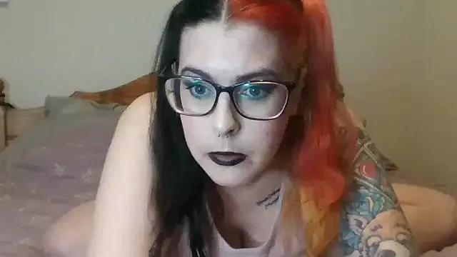 Tattooedlady_0626 from StripChat