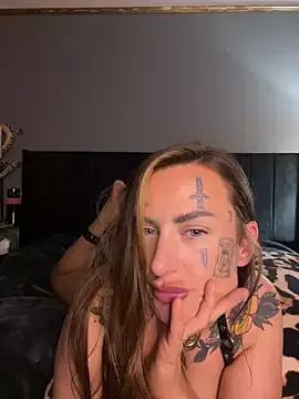 tattooedvixen from StripChat is Freechat