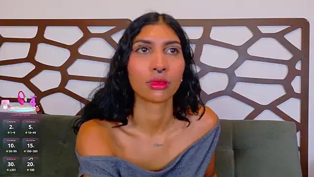 taty_miller from StripChat is Freechat