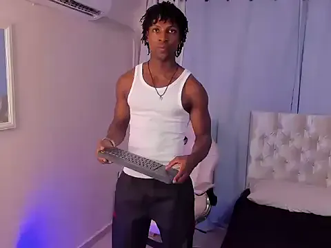 tau_montes from StripChat is Freechat