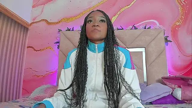 Taylor_oriana_ from StripChat is Freechat