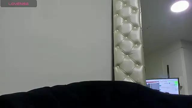 Taylor_Walterson from StripChat is Freechat