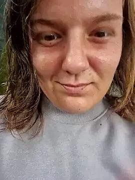Teazequeen from StripChat is Freechat