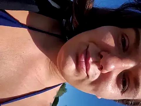 Teazequeen from StripChat is Freechat