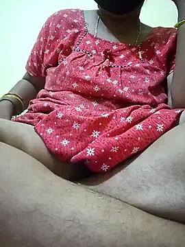 Teddy-143 from StripChat