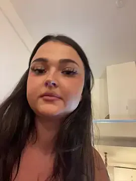 Teenchunli on StripChat 