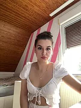 TeenMadisonRose from StripChat