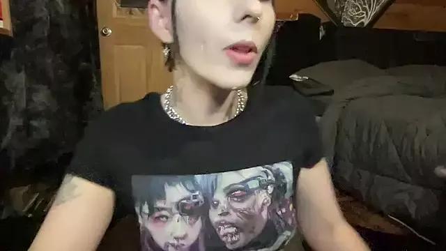 TeenyDoll from StripChat