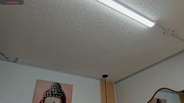 Teffa_bloom from StripChat is Freechat