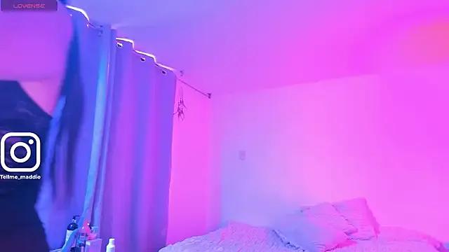 Tellmemaddie from StripChat