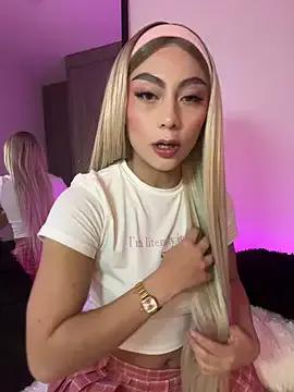 Tessa_Winslow from StripChat is Freechat