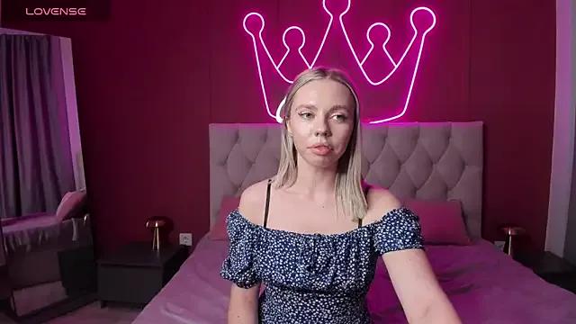 TessaAdorable from StripChat