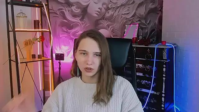 Try our streaming cams variety and talk on a personal level with our adorable girls streamers, showing off their bountiful shapes and dildos.