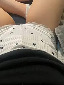 Tessayoung1 from StripChat