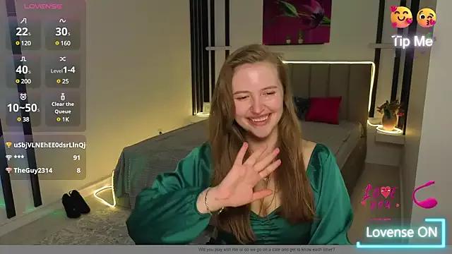 TesssaHart from StripChat