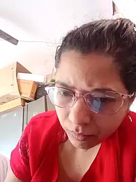 thanusi_2 from StripChat is Group