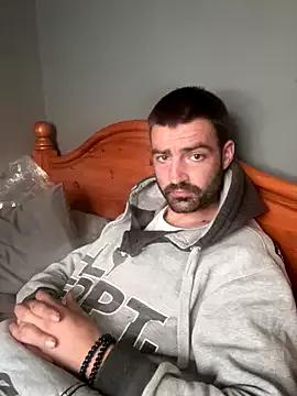 ThatGuyNextDoor1992 from StripChat