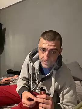 ThatGuyNextDoor1992 from StripChat