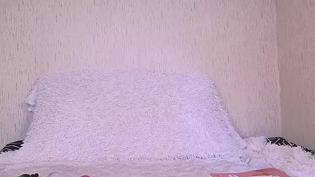 thecrescentmoon from StripChat is Freechat