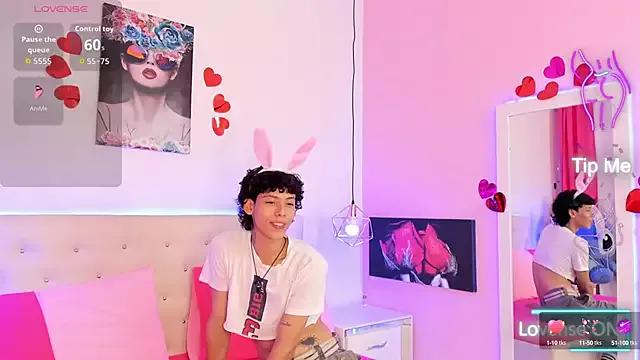Try our streaming cams variety and talk on a personal level with our adorable girls streamers, showing off their bountiful shapes and dildos.