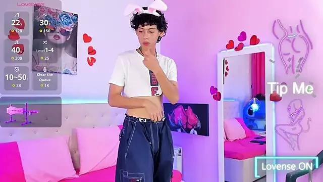 Try our streaming cams variety and talk on a personal level with our adorable girls streamers, showing off their bountiful shapes and dildos.