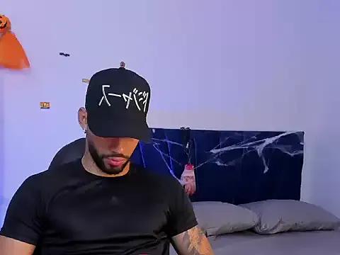 theo_sky1 from StripChat is Freechat