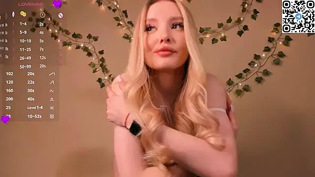 Try our streaming cams variety and talk on a personal level with our adorable girls streamers, showing off their bountiful shapes and dildos.