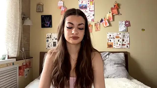 TheRealAnna from StripChat is Freechat