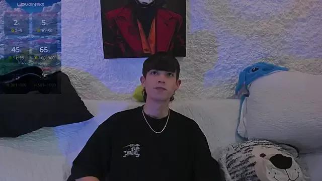 thiago_kinghot from StripChat is Freechat