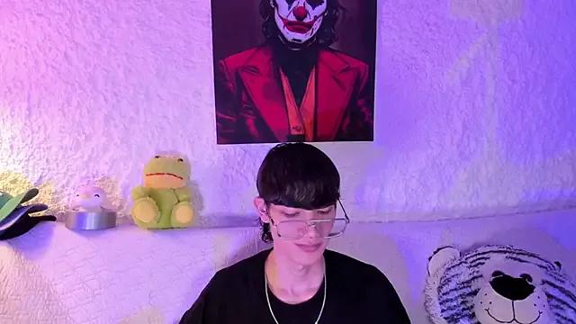 thiago_kinghot from StripChat is Freechat