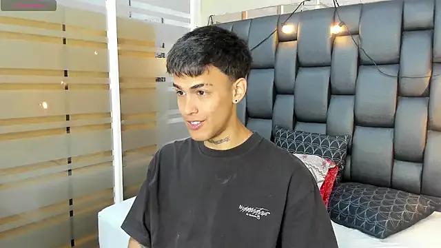 Thiago_twink from StripChat is Freechat