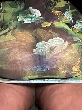 Thickzoe from StripChat is Freechat