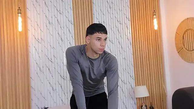 thomas_walker0 from StripChat is Freechat