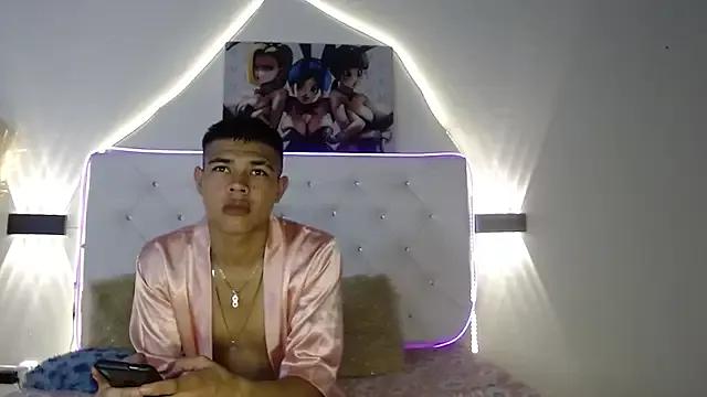 thomassexx1 from StripChat is Freechat