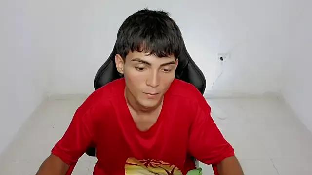 Thommy_cute from StripChat is Freechat