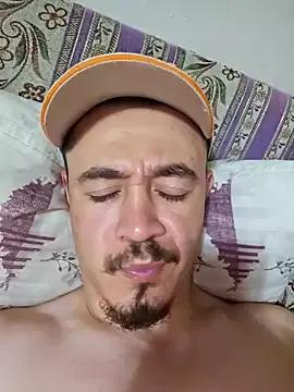 Thunderbolt121 from StripChat is Freechat