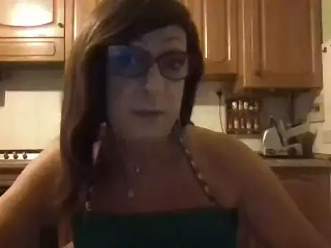 Tiabet from StripChat