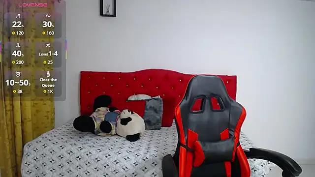 tiana_breeze from StripChat is Freechat