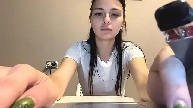 TianaWidell from StripChat is Freechat
