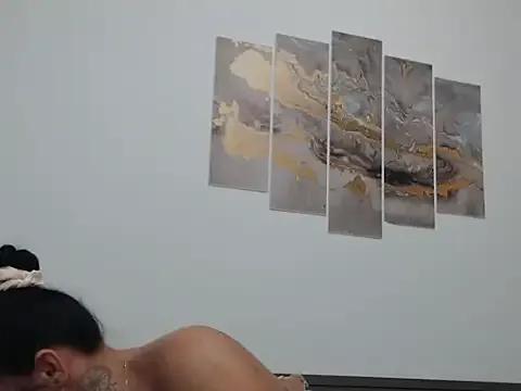 Tiffany36x from StripChat is Freechat