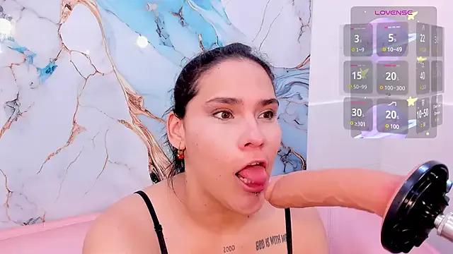 TIFFANY_GLOW__ from StripChat